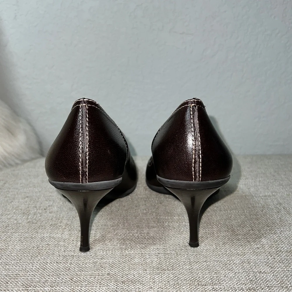 Coach Abigail Chestnut Heel - Picture 4 of 7